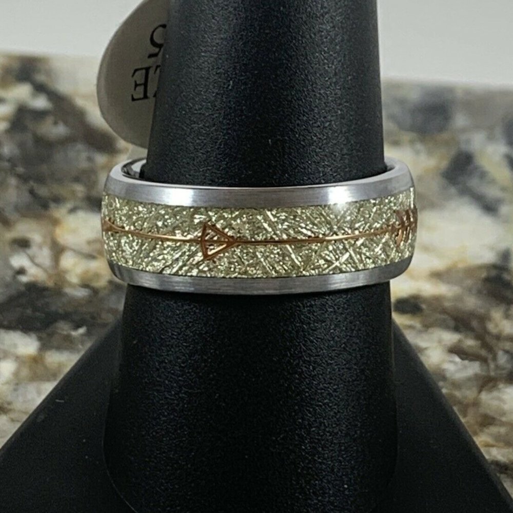8mm Tungsten Ring W/ Gold Meteor Inlay Sz 9.5